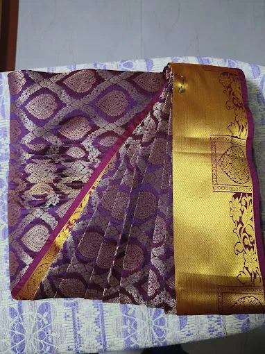 Sarees prepleating services
